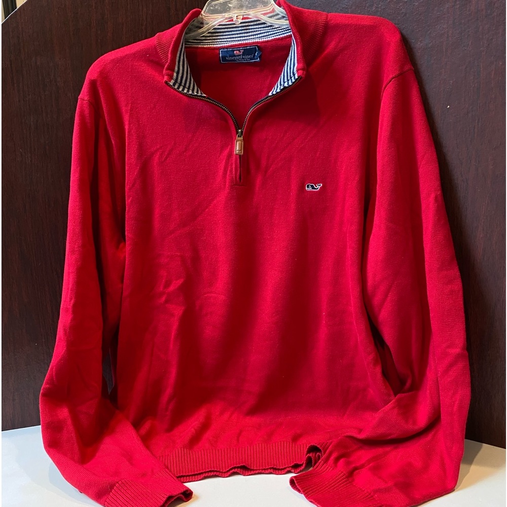Vineyard Vines men’s sweater